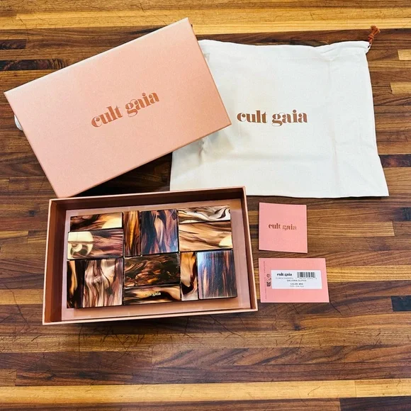 Cult Gaia Marble Brown Clutch - Picture 2 of 14